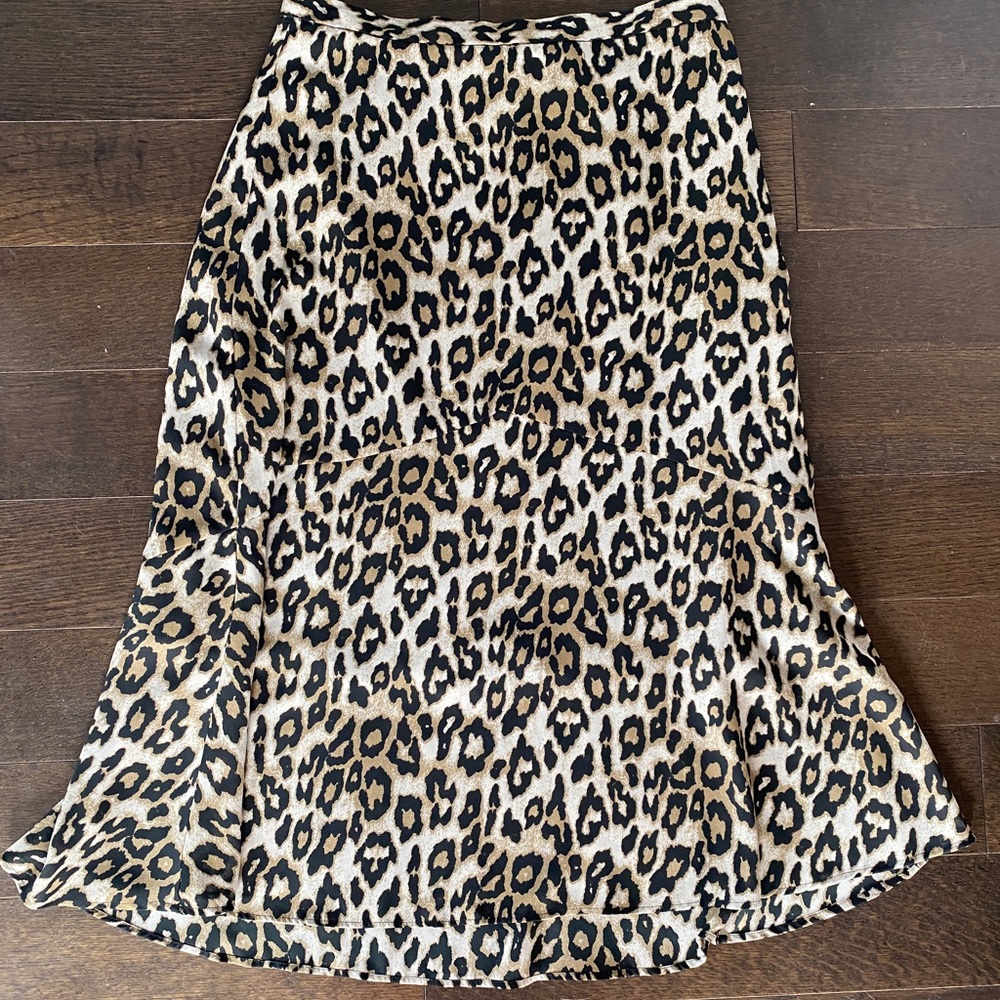 MIDI skirt
